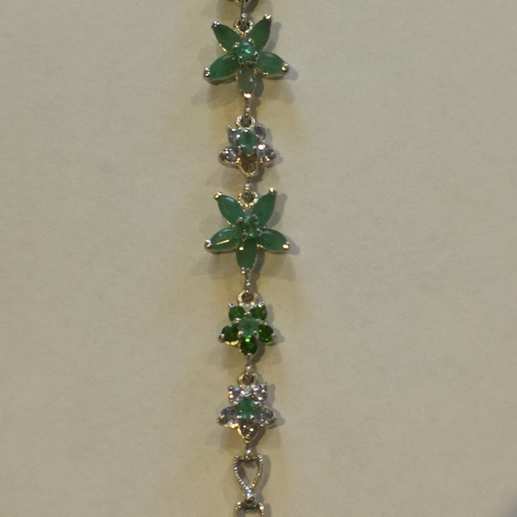 Jewelry - Picture 13 of 16